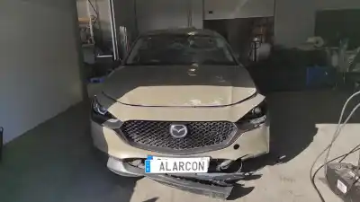Veículo de Sucata mazda cx-30  do ano 2024 alimentado pexw