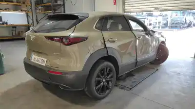 Veículo de Sucata mazda cx-30  do ano 2024 alimentado pexw