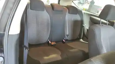 Veículo de Sucata citroen c4 berlina collection do ano 2006 alimentado kfuet3j4