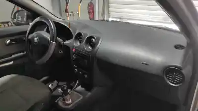 Veículo de Sucata seat ibiza (6l1) signo do ano 2002 alimentado azq