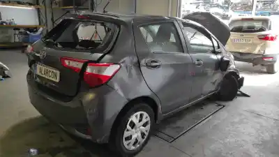 Veículo de Sucata toyota yaris active do ano 2022 alimentado 2nr