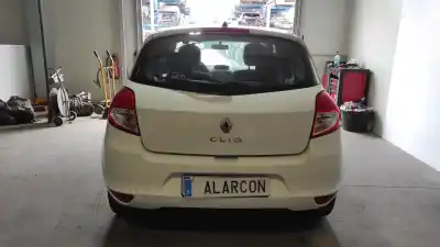 Veículo de Sucata renault clio iii business do ano 2010 alimentado d4f740