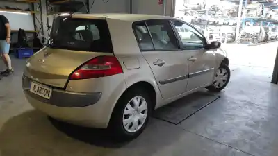 Veículo de Sucata renault megane ii berlina 5p authentique do ano 2006 alimentado 