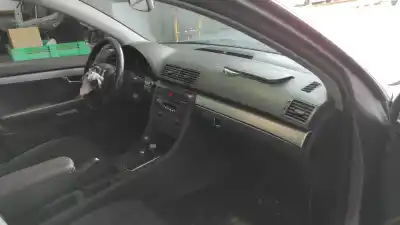 Veículo de Sucata audi a4 berlina (8e) 2.0 tdi (dpf) (125kw) do ano 2005 alimentado blb