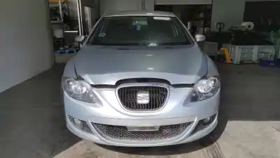 Veicolo di demolizione SEAT LEON (1P1)  dell'anno 2008 alimentato 