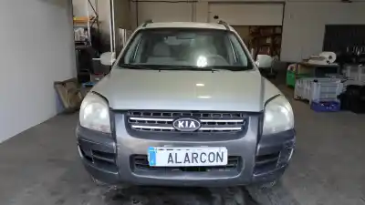 Veicolo di demolizione KIA SPORTAGE  dell'anno 2005 alimentato D4EA