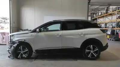 Veículo de Sucata peugeot 3008 active do ano 2021 alimentado yhz
