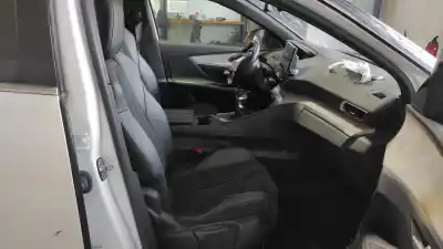 Veículo de Sucata peugeot 3008 active do ano 2021 alimentado yhz