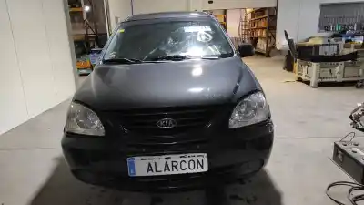 Vehicul casat KIA CARENS  al anului 2005 alimentat D4EA