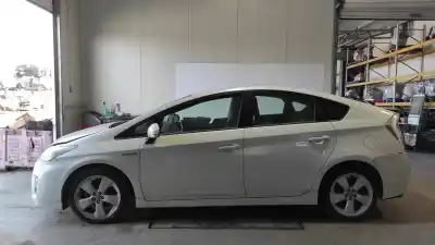 Здавання транспортного засобу toyota prius (nhw30) plug-in hybrid advance року 2009 потужний 2zrfxe