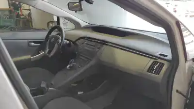 Здавання транспортного засобу toyota prius (nhw30) plug-in hybrid advance року 2009 потужний 2zrfxe
