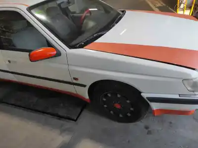 Здавання транспортного засобу peugeot 605 sli року 1992 потужний r6a