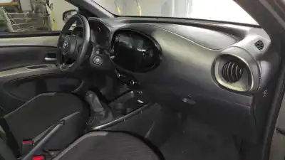 Здавання транспортного засобу toyota aygo x (_b7_) 1.0 vvt-i (kgb70) року 2023 потужний 1kr