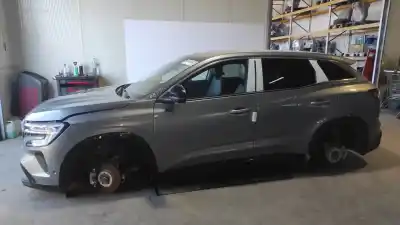 Veicolo di demolizione renault austral tce 160 dell'anno 2024 alimentato h5h498