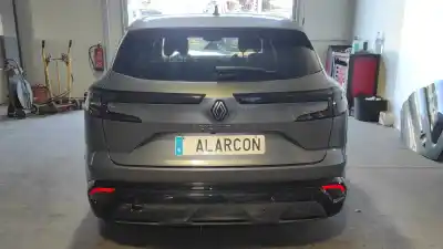 Veicolo di demolizione renault austral tce 160 dell'anno 2024 alimentato h5h498