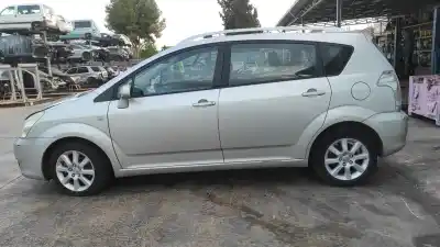 Здавання транспортного засобу toyota corolla verso (r1) 2.2 d-4d sol року 2006 потужний 2adftv
