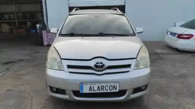 Здавання транспортного засобу TOYOTA COROLLA VERSO (R1)  року 2006 потужний 2ADFTV