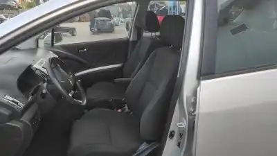 Здавання транспортного засобу toyota corolla verso (r1) 2.2 d-4d sol року 2006 потужний 2adftv