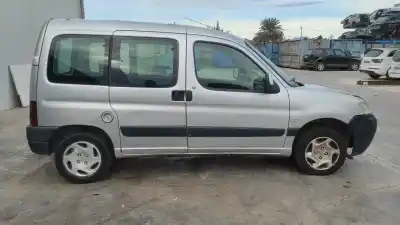 Здавання транспортного засобу peugeot partner (s2) combiespace року 2006 потужний wjydw8b
