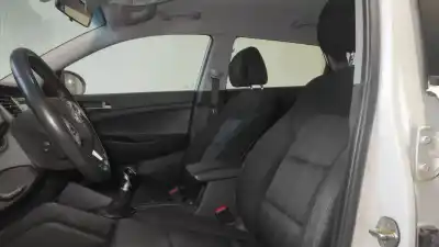 Здавання транспортного засобу hyundai tucson klass bluedrive року 2017 потужний d4fd