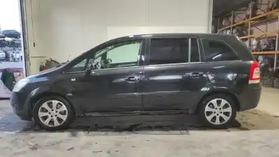 Sloopvoertuig opel zafira b cosmo van het jaar 2009 aangedreven z17dtr
