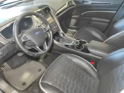 Sloopvoertuig FORD MONDEO TURN.  van het jaar 2015 aangedreven T9CA
