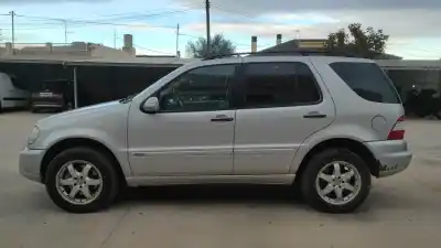 Sloopvoertuig mercedes-benz clase m (w163) 400 cdi (163.128) van het jaar 2002 aangedreven 628963