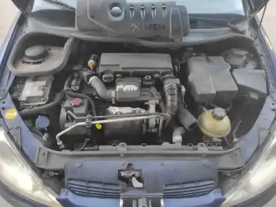 Veículo de Sucata peugeot 206 berlina xt do ano 2003 alimentado 