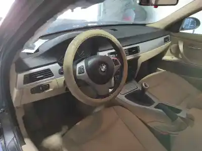 Veículo de Sucata bmw serie 3 touring (e91) 320d do ano 2007 alimentado 