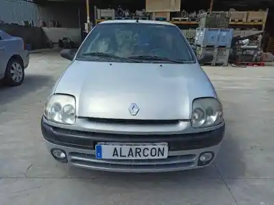 Утилизация автомобиля RENAULT CLIO II FASE I (B/CBO) 1.6 Initiale (B/CBOD) 90 CV / 66 KW года 1999 питание 