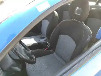 Veículo de Sucata peugeot 206 cc cc do ano 2001 alimentado rfnew10j4