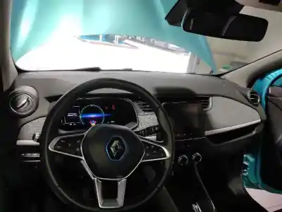 Veicolo di demolizione renault                                            zoe                                                                                                                                                                                                                                                        eléctrico bfmd 5aq 605                                                                                                                                                                                                                                     dell'anno 2019 alimentato 