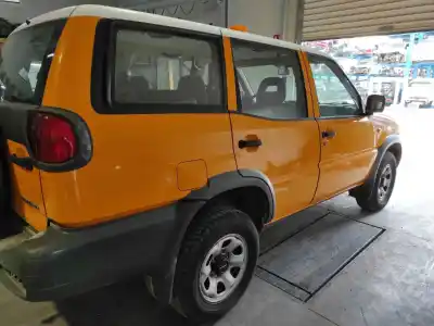 Vehículo de desguace nissan terrano/terrano.ii (r20) aventura del año 2002 con motor td27ti