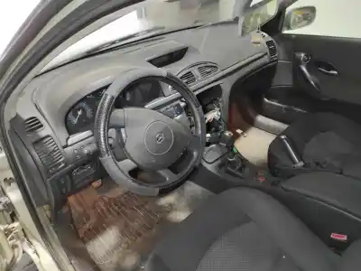 Scrapping Vehicle renault laguna ii (bg0) authentique of the year 2005 powered f9q674