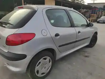 Veículo de Sucata peugeot 206 berlina xt do ano 1999 alimentado d-wjz