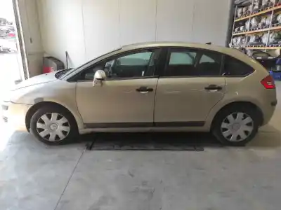 Sloopvoertuig citroen c4 berlina sx van het jaar 2005 aangedreven 9hx