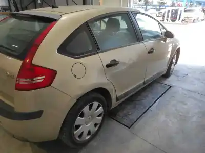 Sloopvoertuig citroen c4 berlina sx van het jaar 2005 aangedreven 9hx