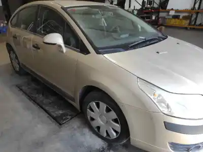 Sloopvoertuig citroen c4 berlina sx van het jaar 2005 aangedreven 9hx
