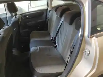 Sloopvoertuig citroen c4 berlina sx van het jaar 2005 aangedreven 9hx