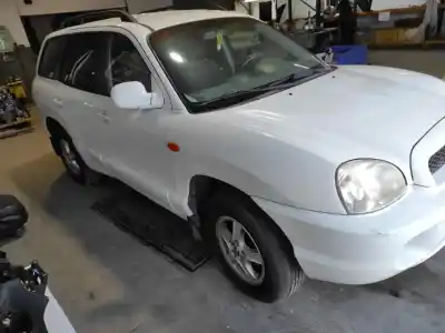 Veículo de Sucata hyundai santa fe (sm) 2.0 gls crdi do ano 2004 alimentado d4ea