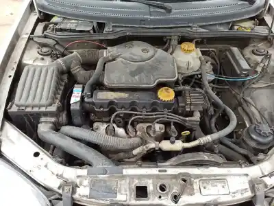Véhicule à la ferraille opel corsa b viva de l'année 1998 alimenté x14sz