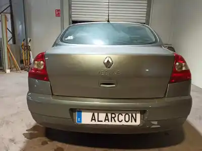 Veículo de Sucata renault megane ii berlina 5p confort authentique do ano 2003 alimentado k9k722