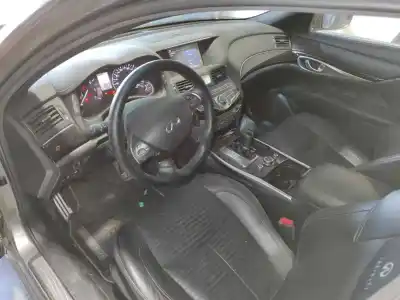 Vehicul casat infiniti m sedán m30d s premium al anului 2012 alimentat v9x653