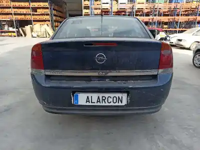 Sloopvoertuig opel vectra c berlina club van het jaar 2002 aangedreven y20dth