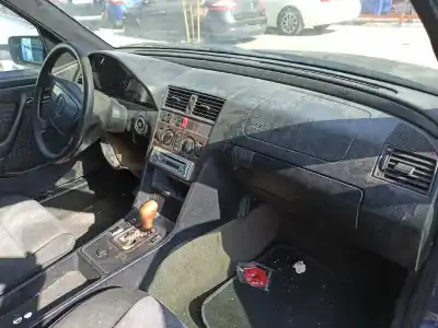 Verschrottungsfahrzeug mercedes-benz clase c (w202) berlina 180 (202.018) des jahres 2003 angetrieben 