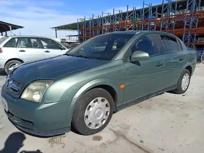 Sloopvoertuig opel vectra c berlina club van het jaar 2003 aangedreven y20dth