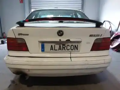Veículo de Sucata bmw serie 3 berlina (e36) 318i do ano 1991 alimentado m43b18
