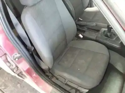 Veículo de Sucata bmw serie 3 berlina (e36) 318i do ano 1991 alimentado m43b18