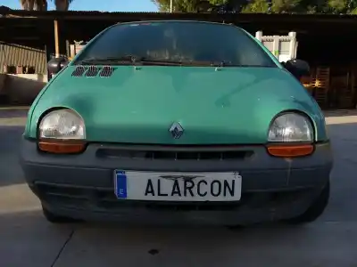 Véhicule à la ferraille renault twingo (co6) 1.2 de l'année 1994 alimenté 