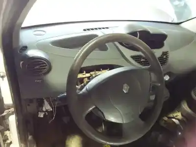 Sloopvoertuig renault twingo societe van het jaar 2014 aangedreven k9k820